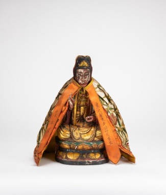 Qing - A Gilt-Wood Seated Guanyin Statue