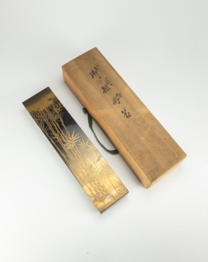 Japanese-A Box For Tanzaku Poem Cards,Bamboo Design in Makie Lacquer