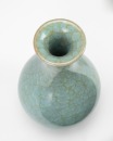 A Celadon Glazed Crackle Form ‘ Yu Huchun’ Vase - 6