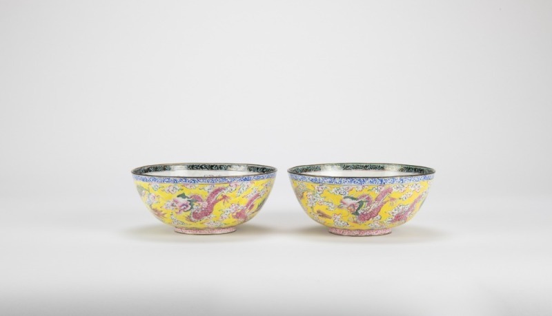 A Pair Of Painted Enamel Yellow - Ground ‘Five Dragons And Five Bats’ Bowls