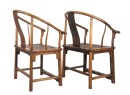 A Pair Of Chinese Huanghuali Horseshoe Back Arm Chairs (Qing Dynasty) - 3