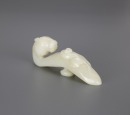 A Chinese White Jade Belt - Buckle Carved ‘Horese And Monkey’ (Qing Dynasty) - 2