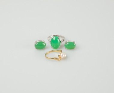 A Pair Of Green Jade Earing,