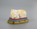 A Fine Russet White Jade Carved Beast. - 5