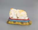 A Fine Russet White Jade Carved Beast. - 6