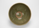 A Yaozhou Kiln Green Glaze Craved &lsquo;Flowers&rsquo; Bowl - 6