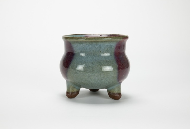 Yuan/ Ming-Jun Kiln Blue Three Purple Spot Glaze Tri-Pot Censer.