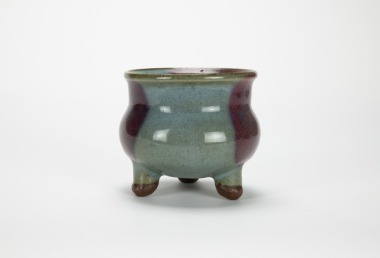 Yuan/ Ming-Jun Kiln Blue Three Purple Spot Glaze Tri-Pot Censer.