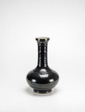 A Chinese Black Glazed Vase.