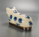 A Group Of Two Blue And White Porcelain Pillows. - 8
