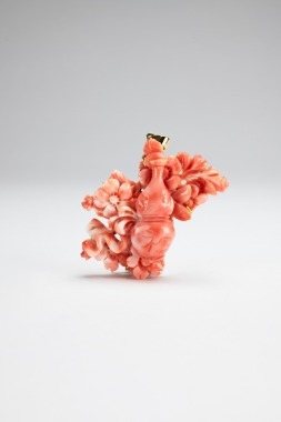 A Coral Brooches Mounted In 18k Gold