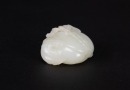 A White Jade Carved &lsquo; Flying Bat Pumpkin Pendant. - 4
