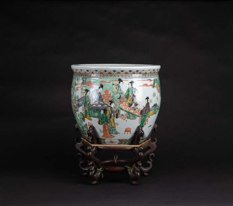 Qing - A Wucai &lsquo;Eight Beauties&rsquo; Fish Bowl
