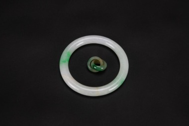 A Jadeite Bangles And A Double ring Pandent